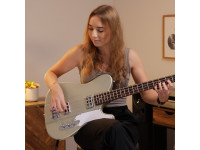 Shergold Telstar Standard Bass SBT14 Champagne Gold Gloss Shergold Telstar Standard Bass SBT14 Champagne Gold Gloss